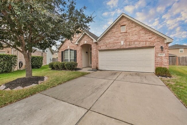 Primary Photo - 20542 Avery Grove Ct