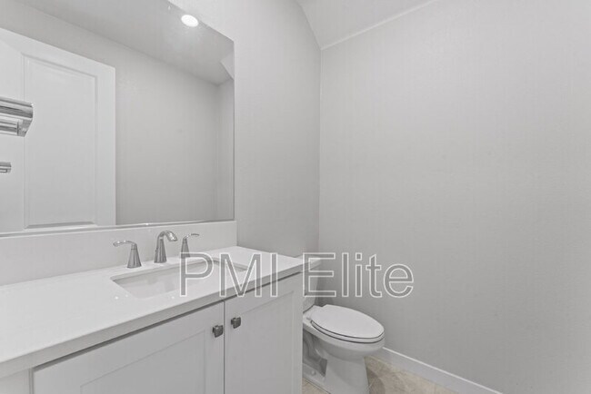 Building Photo - 26912 W Winding Trail Ct