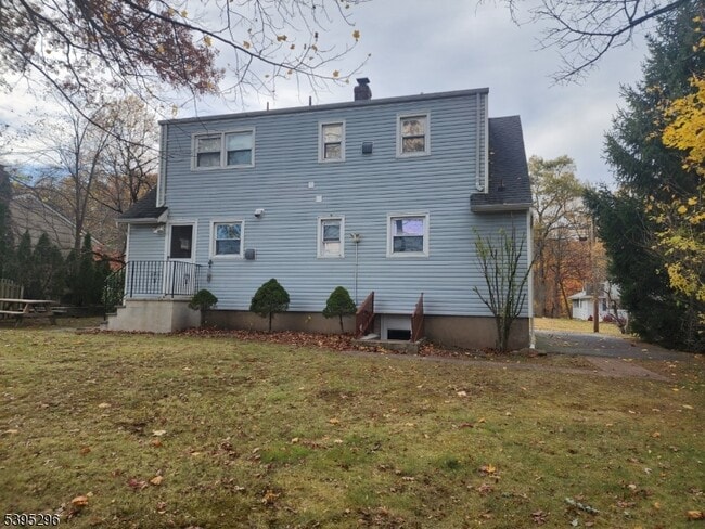 Building Photo - 84 Reservoir Ave