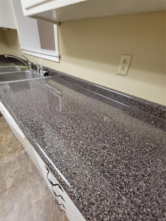 Building Photo - 1135 Lombard Dr