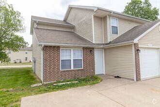 Building Photo - 1405-1407 Bodie Dr.