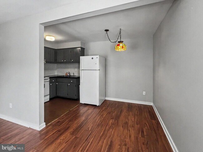 Building Photo - 408 W Lafayette St
