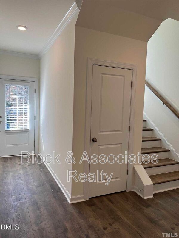 Building Photo - 6920 Leesville Rd