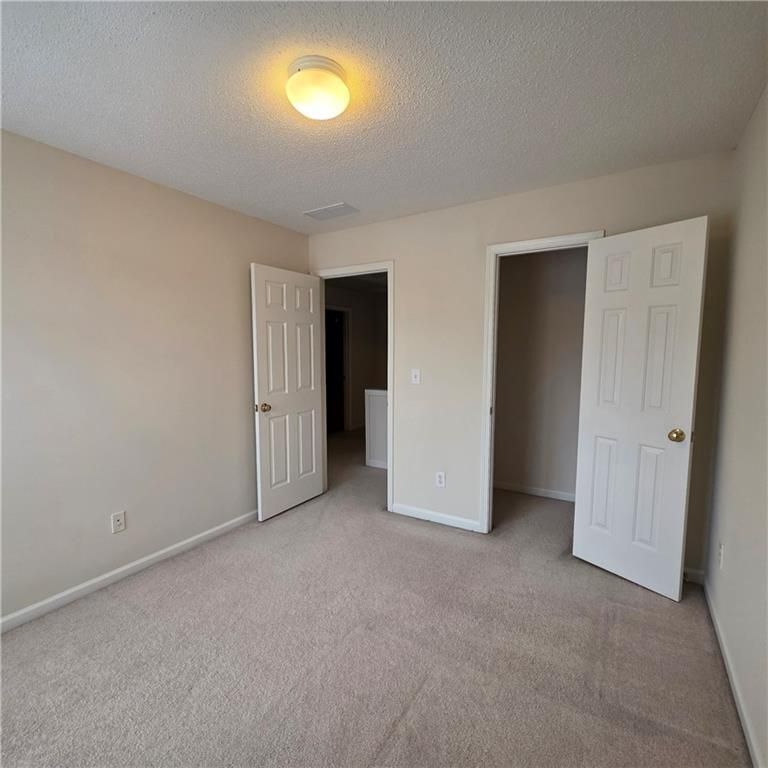 Building Photo - 2412 Elkhorn Ter