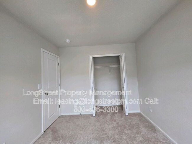 Building Photo - 412 Lost Lake St NE
