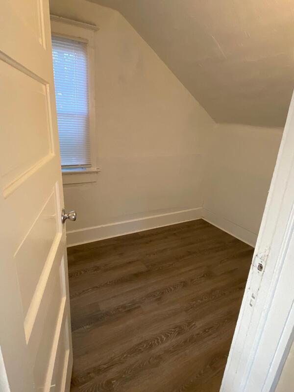 Building Photo - 2867 Indianapolis Ave