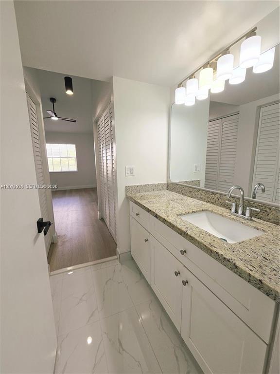 Building Photo - 2881 N Oakland Forest Dr
