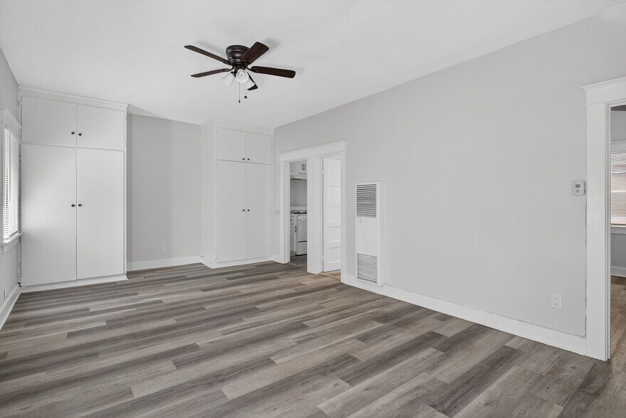 Building Photo - 915 Cherry Ave