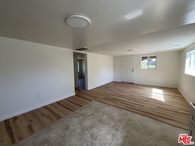 Building Photo - 8527 Arrow Blvd