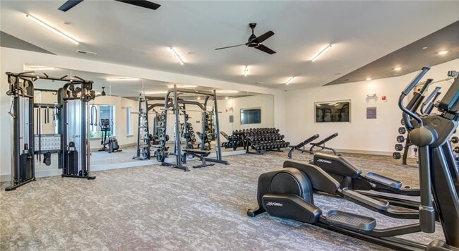 Building Photo - 1000 Rea Dr SW