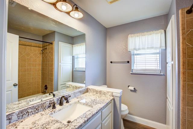 Building Photo - 262 Saddlebrook Ct