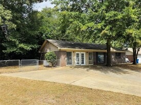 Building Photo - 114 Till Ct