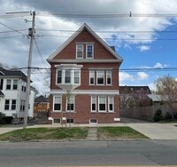 Building Photo - 45 Broad St