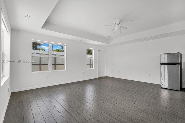Building Photo - 529 NW 88th St