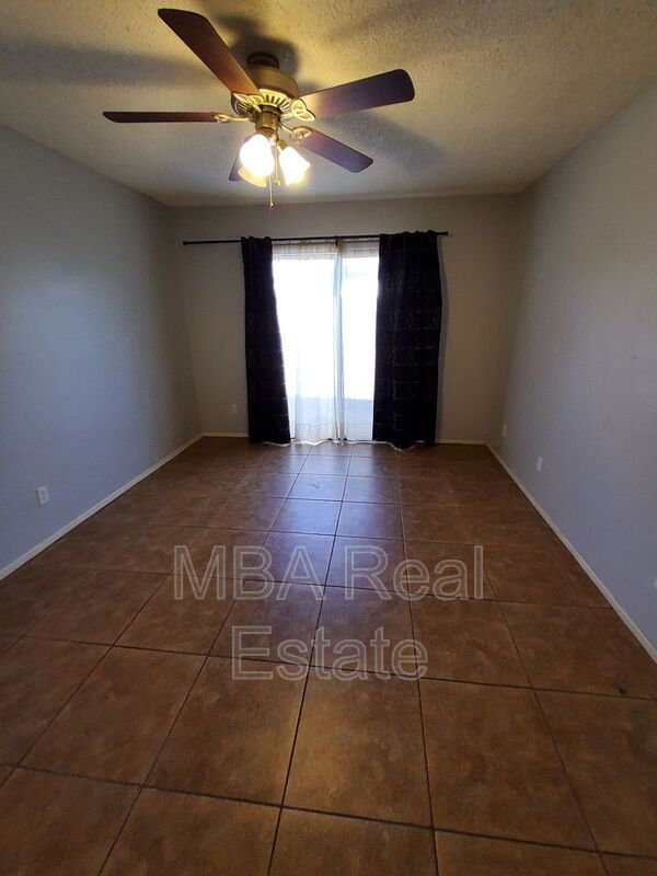 Building Photo - 908 S Casitas Dr