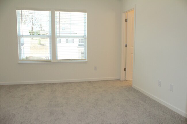 Building Photo - 4671 Wesmar Ct