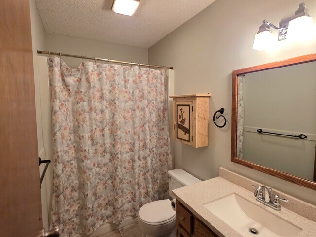 Building Photo - 2510 Raleigh Rd