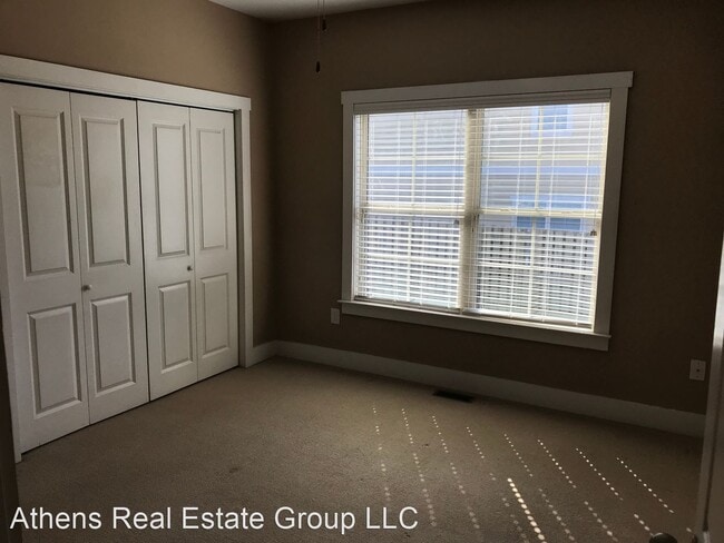 Building Photo - 5 br, 4 bath House - 140 Jonas Ave