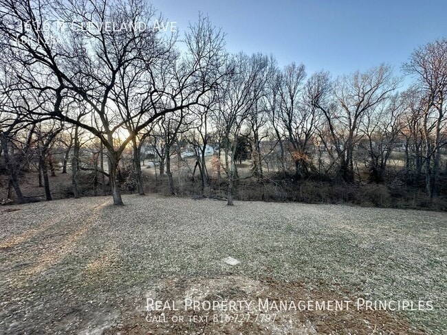 Building Photo - 3616 N Cleveland Ave