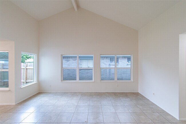 Building Photo - 12710 Autumn Mill Dr