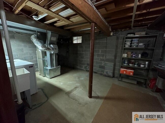 Building Photo - 14 Pheasant Run