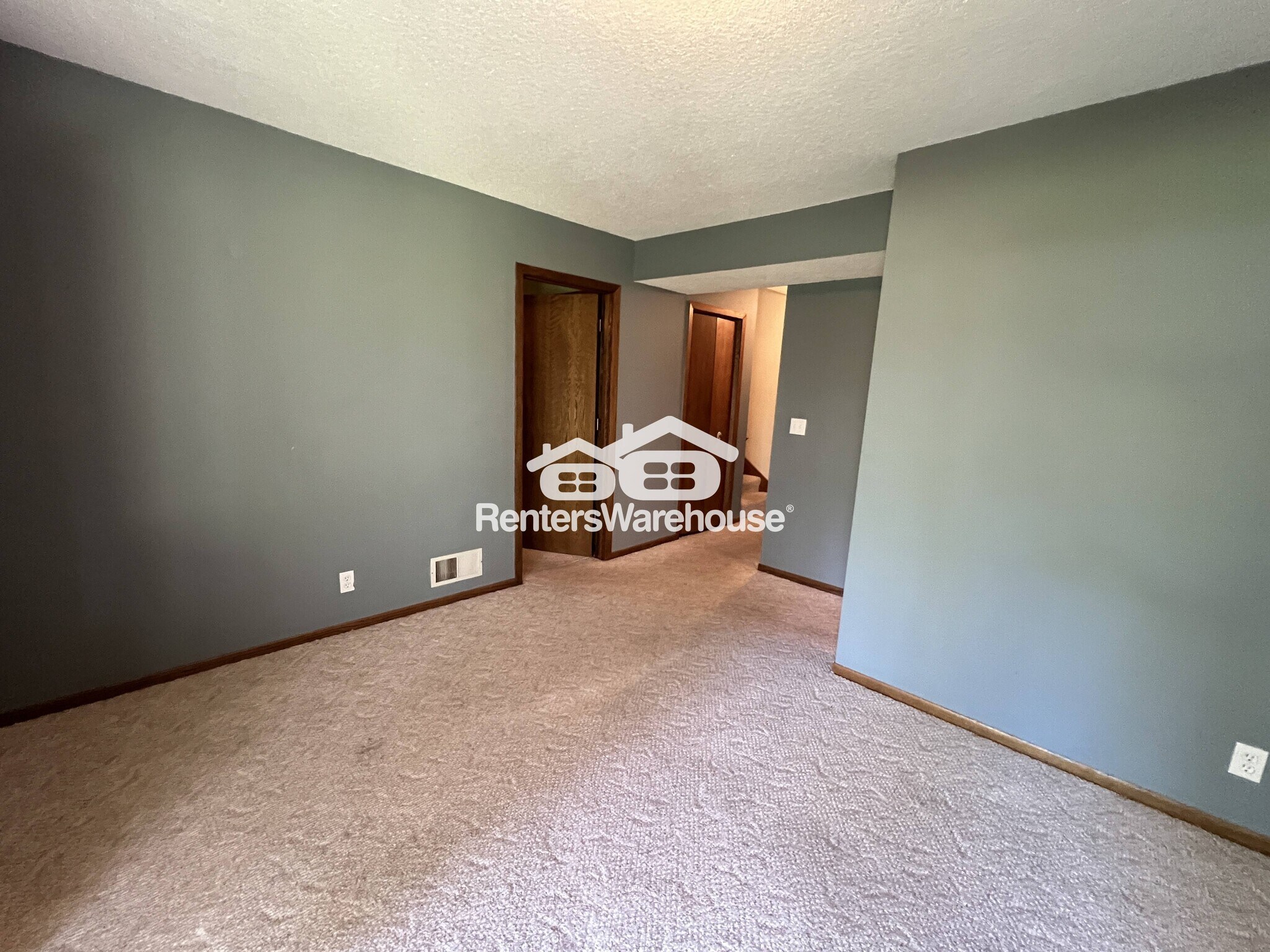Building Photo - 4128 Meadowlark Way