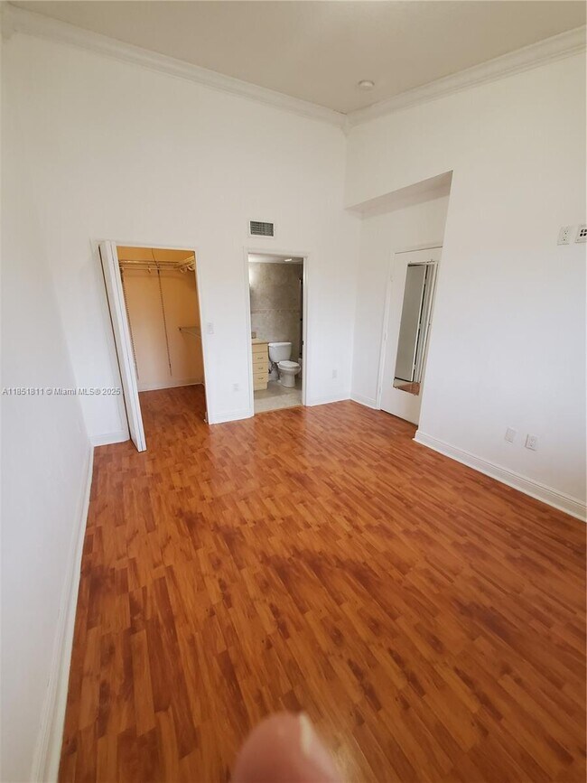 Building Photo - 6416 SW 131st pth