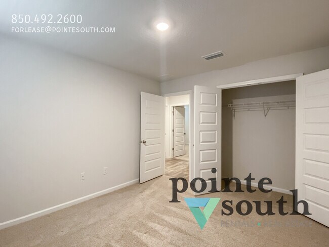 Building Photo - 5554 Guinevere Ln