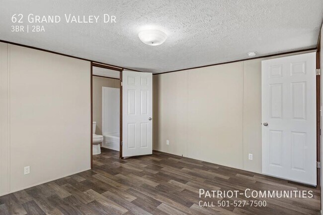 Building Photo - 62 Grand Valley Dr