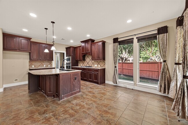 Building Photo - 16803 Tabasso Ct