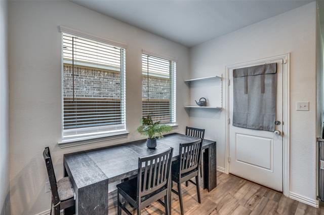 Building Photo - 11425 Silver Queen Dr