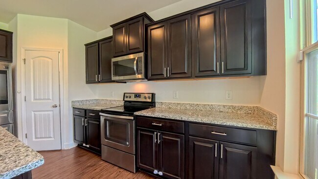 Building Photo - Beautiful Home in Mebane