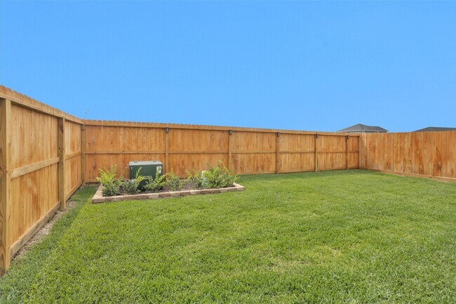 Building Photo - 3518 Grassland Dr