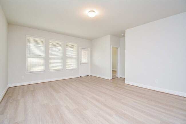 Building Photo - 21278 Catalina Palm Dr