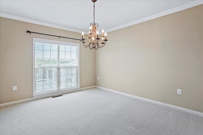 Building Photo - 319 Morlyn Dr