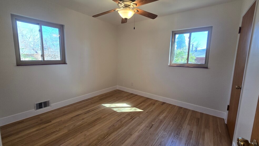 Building Photo - 2934 S Zurich Ct