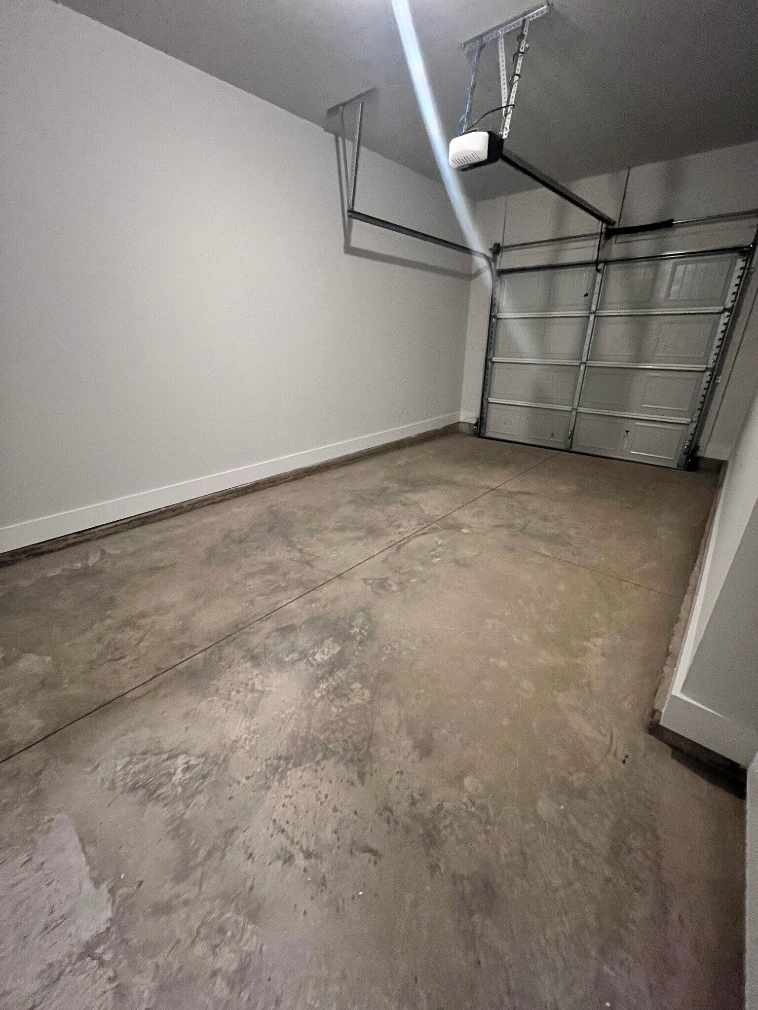Garage - 1397 Maplesmith Way