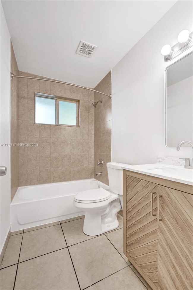 Building Photo - 30 SW 8th St