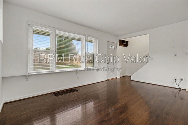 Building Photo - 3942 Hemphill Way