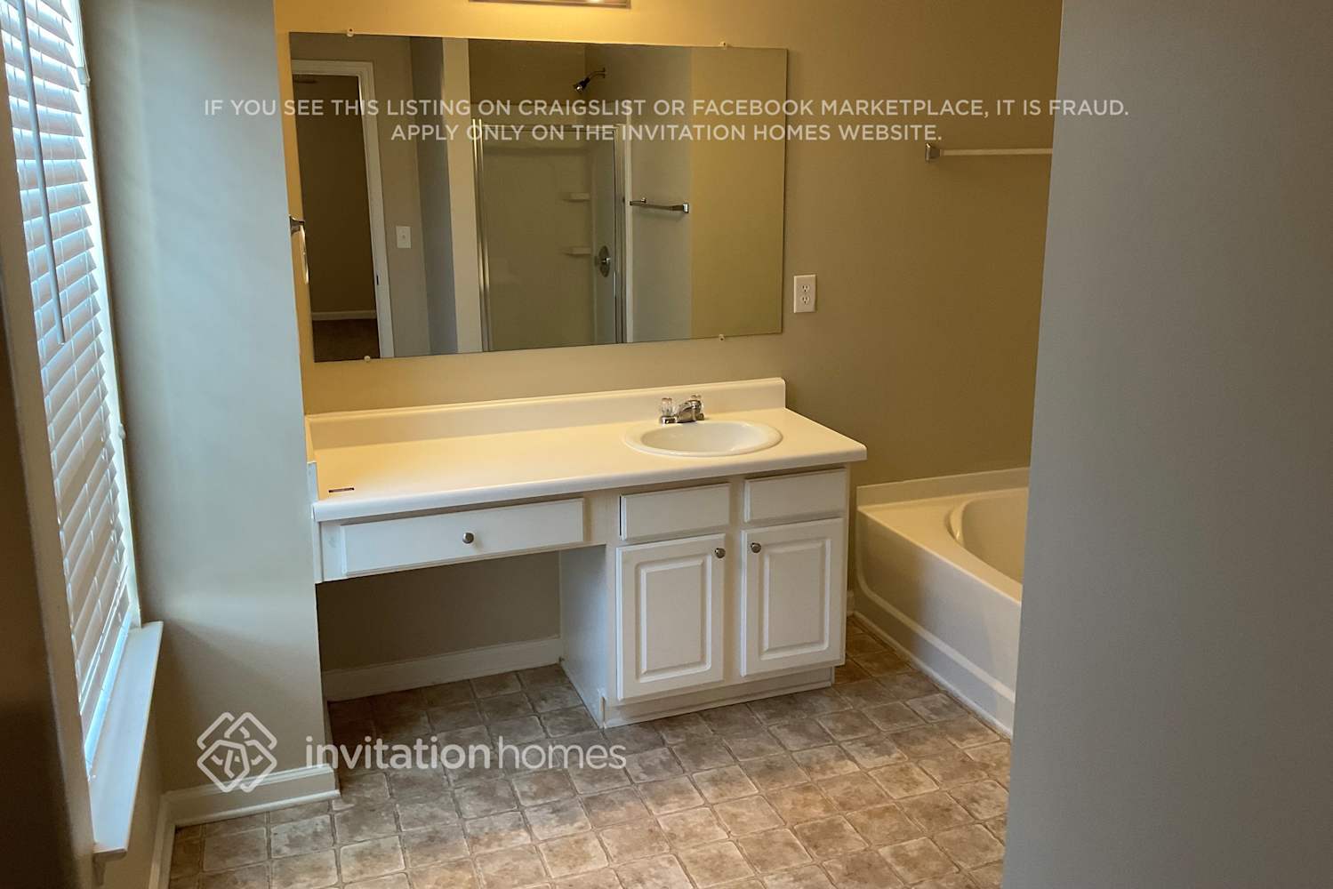 Building Photo - 407 Windstone Trail