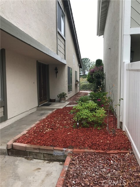 Building Photo - 951 S Park Rim Cir