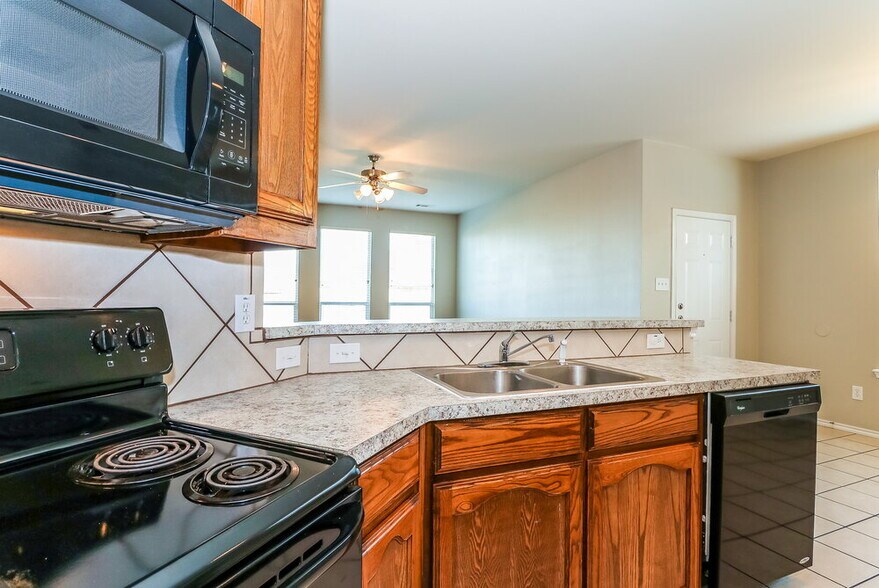 Building Photo - 7905 Raton Ridge Ln