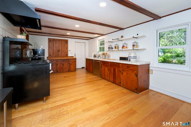 Building Photo - 48 Keeler Rd