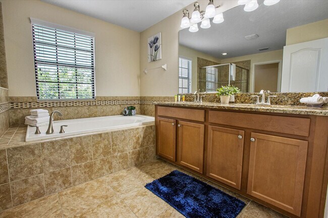 Building Photo - 1436 Moon Valley Dr
