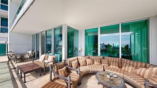 Building Photo - 10295 Collins Ave
