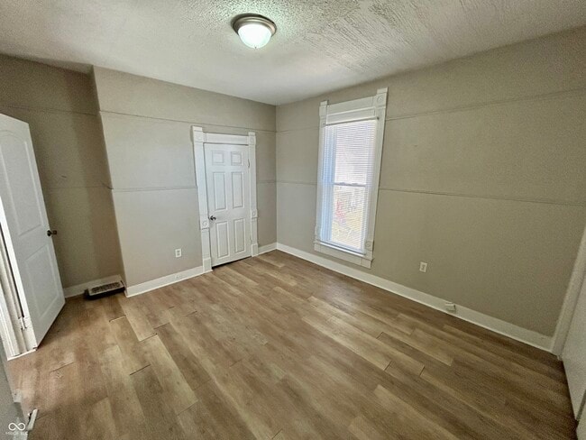 Building Photo - 316.5 W 29th St