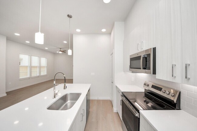 Building Photo - 7318 Leighton Mdw Ln