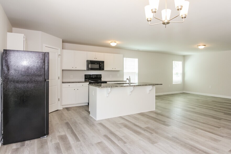 Building Photo - 2917 Ember Brook Ct