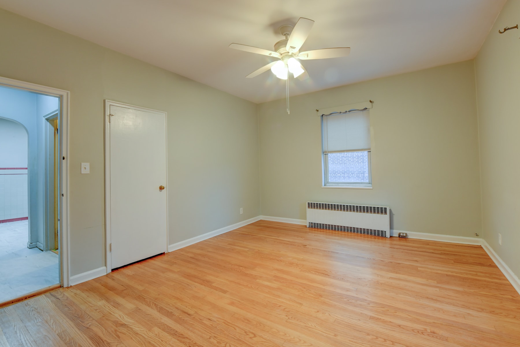 Building Photo - 71 Carmer Ave