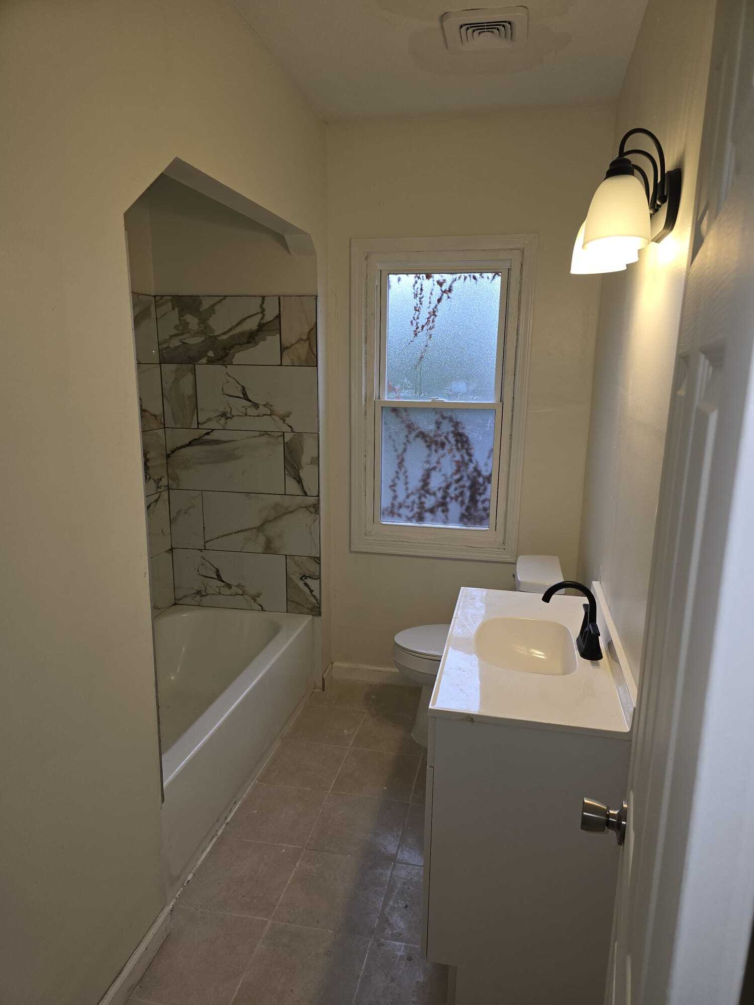 Bathroom - 15503 Ward St